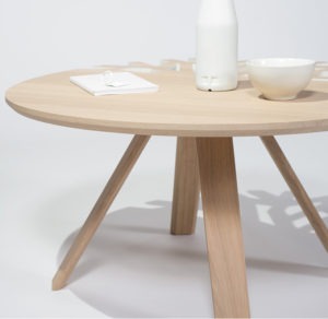 table basse ronde de repas canopee ambiance