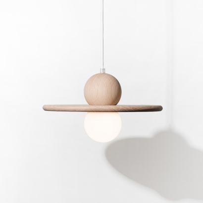 lampe nebuleuse suspension en bois massif fabriquée en France