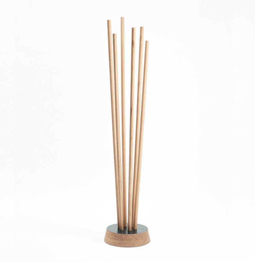 porte-manteau-en-bois-spirale-vert-gris-manoir porte-manteau en bois spirale vert gris manoir