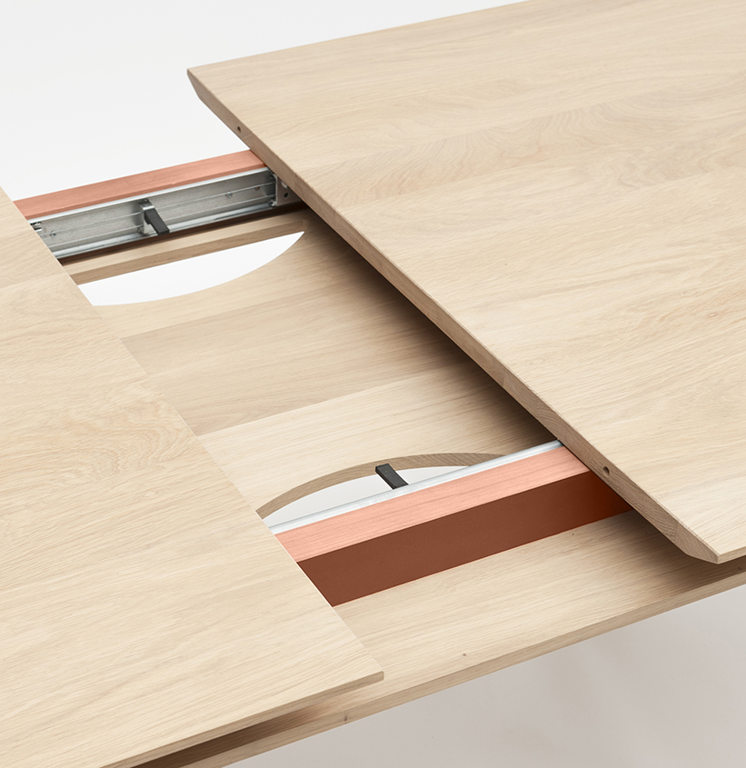 Table de repas avec extension fabriquée en France en bois massif table à manger Parati couleur personnalisable