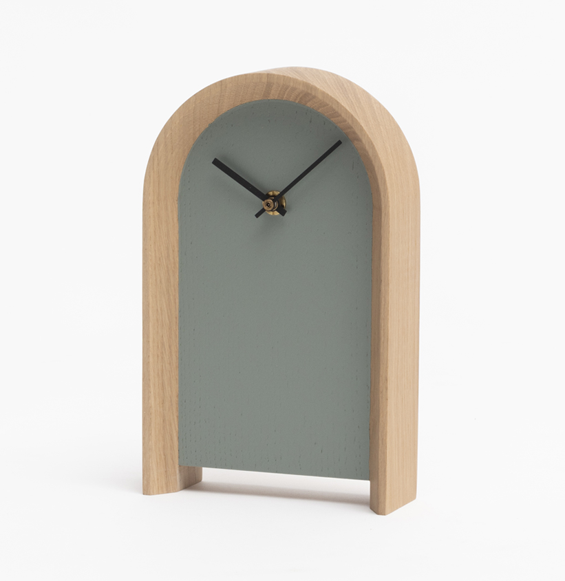 horloge en bois massif ARC horloge de bureau objet de décoration minimaliste pratique et fonctionnel personnalisable