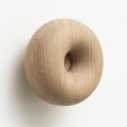 patère ronde Donut design ludique et originale objet déco arrondi pour décoration d'intérieure lumineuse