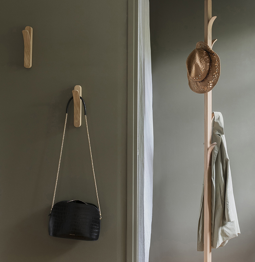 astuces pour un intérieur ordonné patère bois design